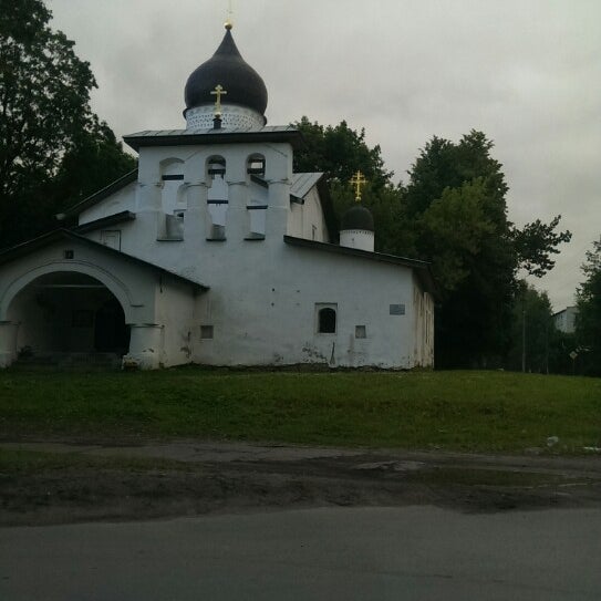 Псков Церковь Варлаама Хутынского на Званице