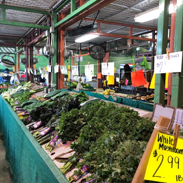 Photo taken at Yellow Green Farmers Market by Y. O. on 1/5/2020