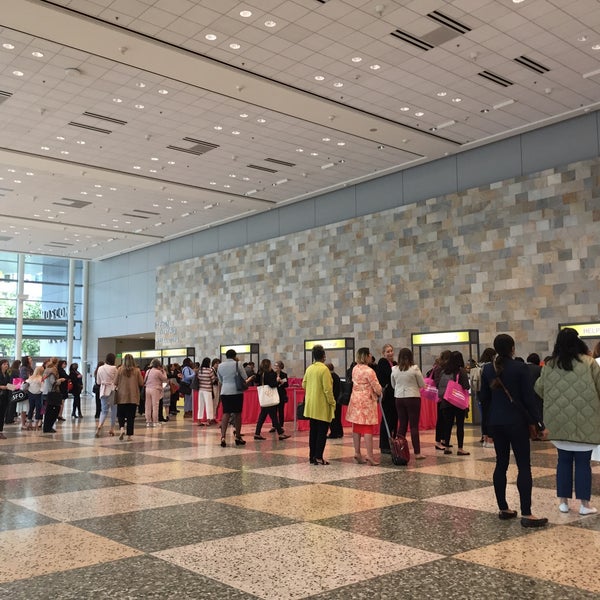 Photo taken at Moscone West by cbcastro on 6/14/2019