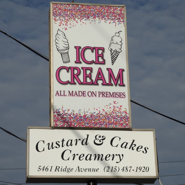 Photo taken at Custard &amp; Cakes Creamery by Paul G. on 11/1/2015