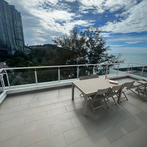 Das Foto wurde bei DoubleTree Resort by Hilton Penang von A E. am 8/17/2023 aufgenommen