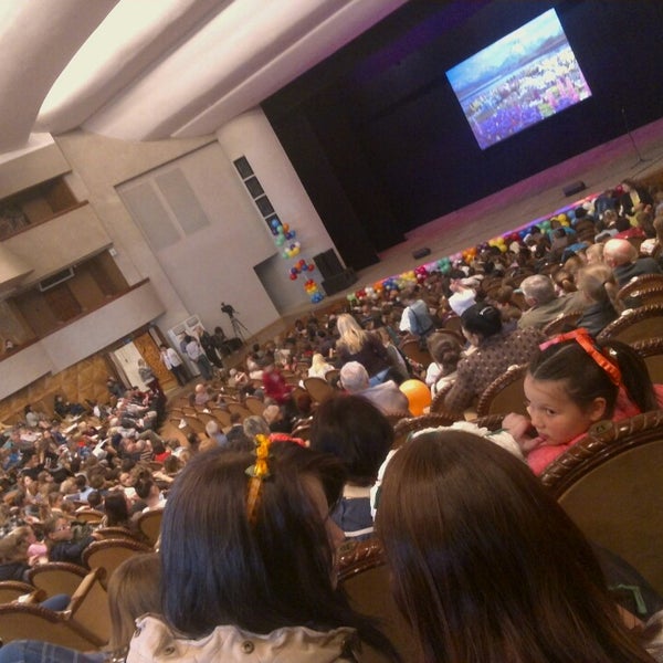 Театральная 17 воронеж концертный зал карта