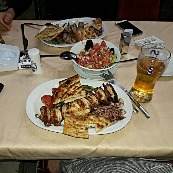 Photo taken at Çardak Restaurant by 🔱Mustafa🔱 T. on 8/17/2017