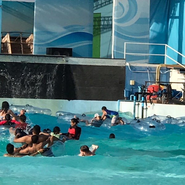 Photo taken at Cartoon Network Amazone Water Park by Linglyy on 11/10/2019