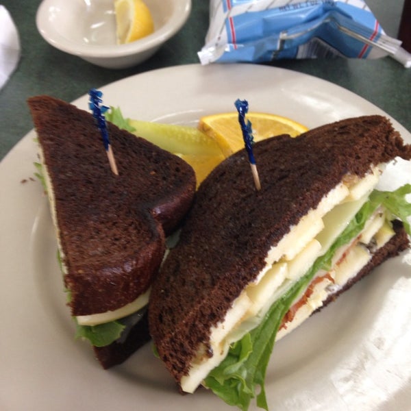 Photos at Shakers American Cafe Restaurant Diner in College Park