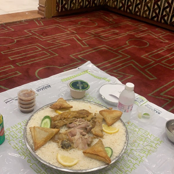 Foto scattata a Sarmad Restaurants مطاعم سرمد da المستكشف il 3/12/2021