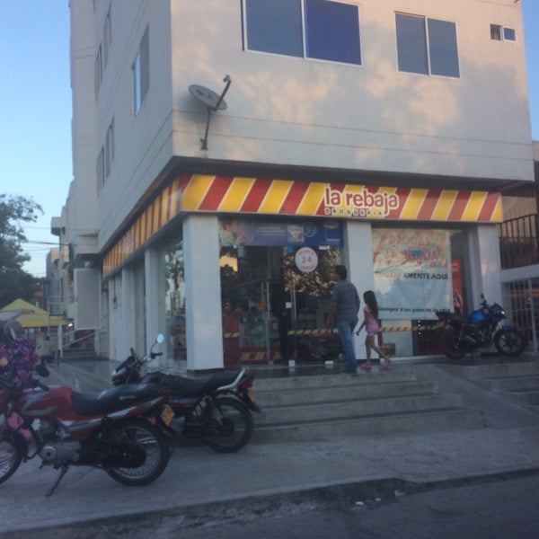 Drogas La Rebaja Barrio Los Corales Cartagena de Indias, Bolívar