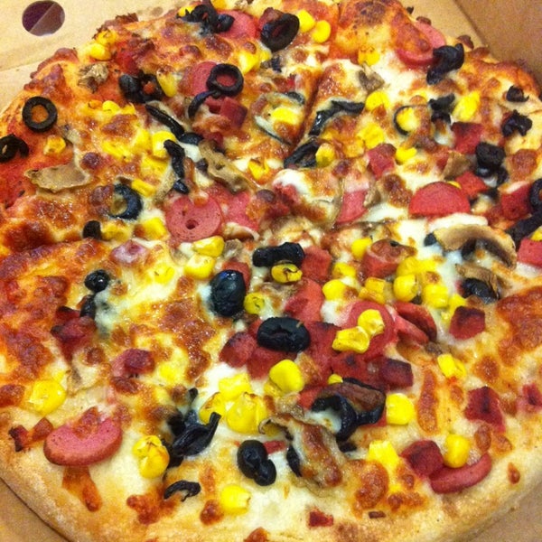 Photos at Little Caesars Yenibosna Merkez 6 tips from 821 visitors