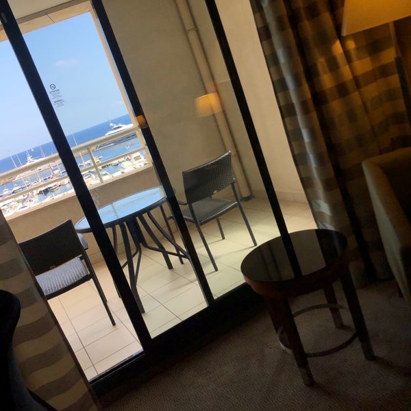 7/21/2018 tarihinde Anabelle G.ziyaretçi tarafından Riviera Marriott Hotel La Porte de Monaco'de çekilen fotoğraf
