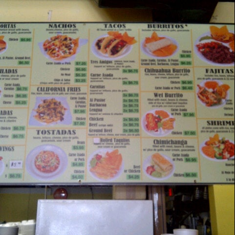 2/3/2013에 Hugo S.님이 Taco Shop Mexican Grill에서 찍은 사진