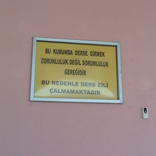 izmir cengiz aytmatov sosyal bilimler lisesi batiment universitaire a izmir