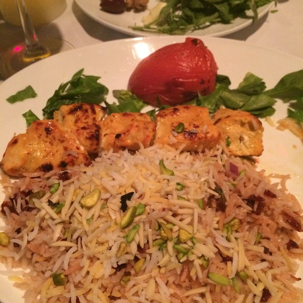 4/29/2015 tarihinde John S.ziyaretçi tarafından 1001 Nights Persian Cuisine'de çekilen fotoğraf