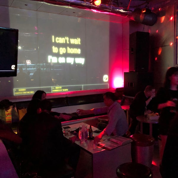 Foto tirada no(a) Chorus Karaoke &amp; Lounge por Michael M. em 4/8/2018