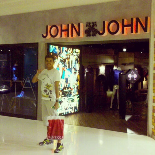 John lewis oxford street. Магазин john lewis oxford street. Фото john lewis stores. John lewis. John lewis uk.