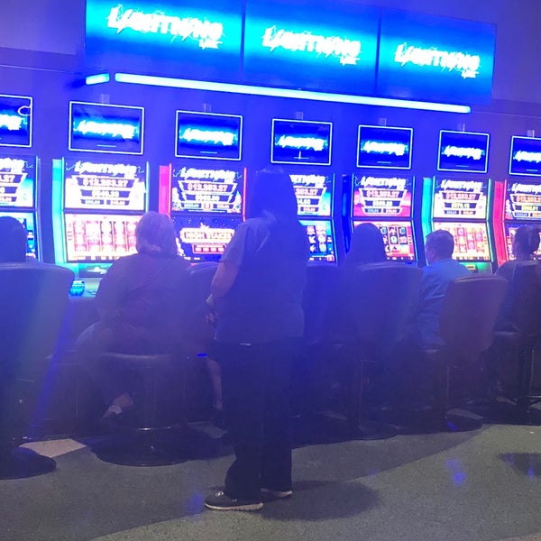 Foto tirada no(a) Casino Arizona por Andi R. em 7/1/2018