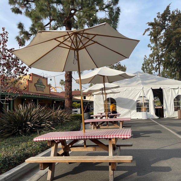 Knotts Berry Farm Marketplace - Shopping Mall