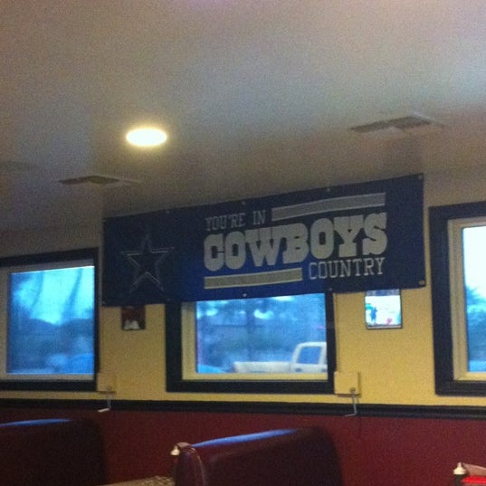 12/15/2012 tarihinde Francesca H.ziyaretçi tarafından Texas BBQ House'de çekilen fotoğraf