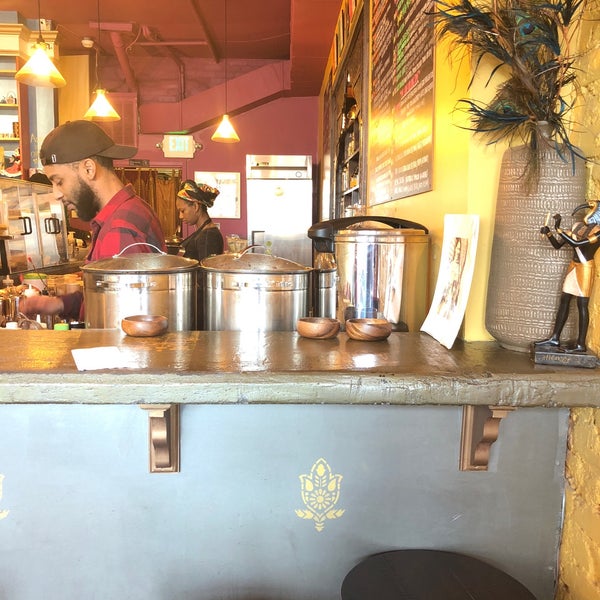 Foto diambil di Calabash Teahouse &amp; Cafe oleh Natasha M. pada 2/14/2018