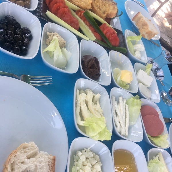 9/15/2020에 Shrk님이 Çat Kapı Restaurant에서 찍은 사진