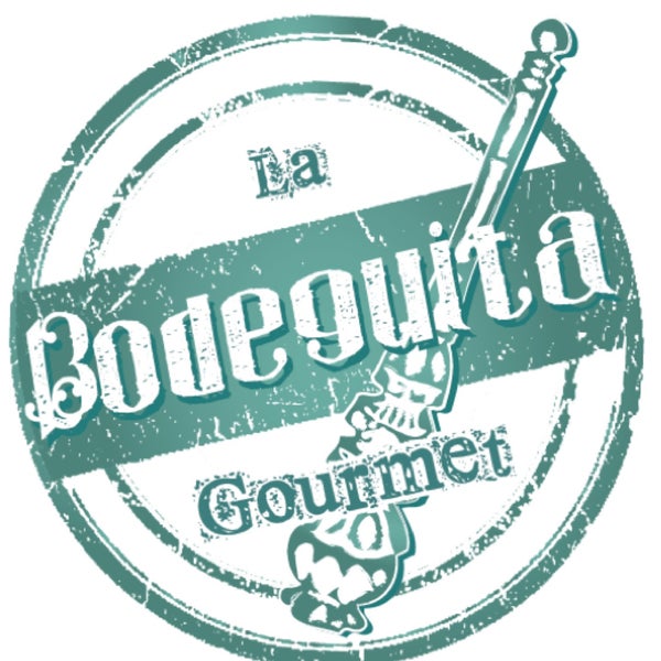 Photo taken at La Bodeguita Gourmet by Enterartedf on 4/30/2013