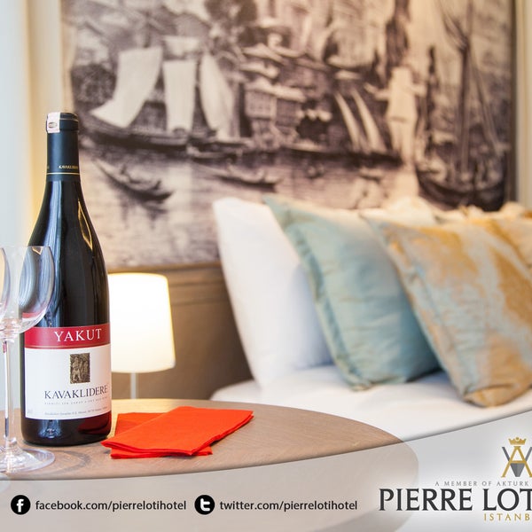 รูปภาพถ่ายที่ Pierre Loti Hotel โดย Pierre Loti Hotel เมื่อ 11/18/2013