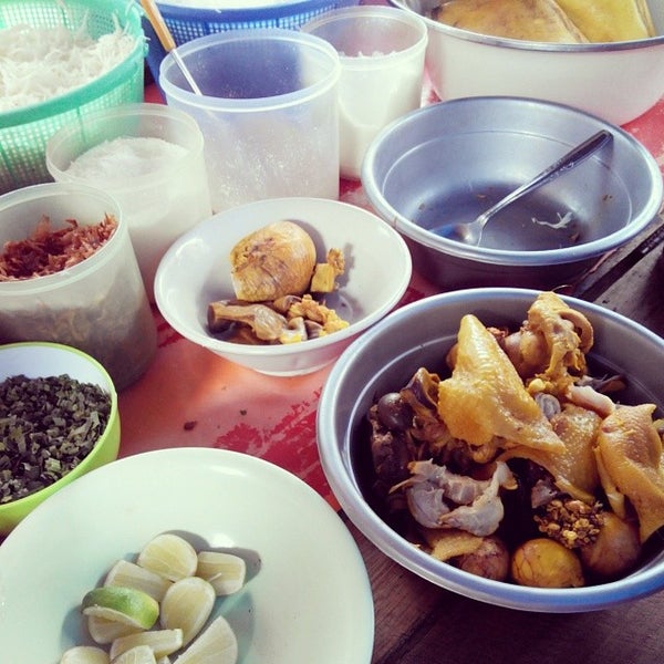 Soto Ayam Madura Depan Unpad Dago Pojok