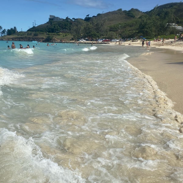 Photos at Kailua Beach (Flagpoles) kailua 5 tips