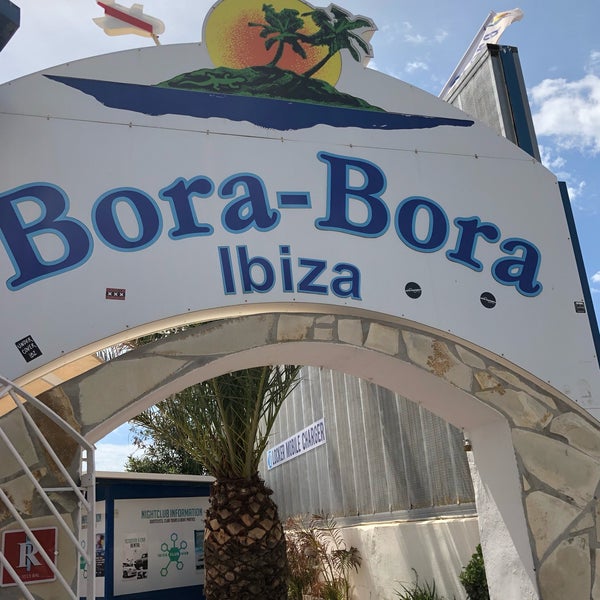 Photo taken at Bora Bora Ibiza by Hehdhdudv on 5/18/2019