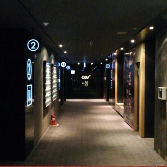 CGV 대연에서의 사진