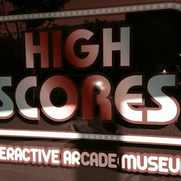 Photo prise au High Scores Arcade par Keith S. le6/22/2015