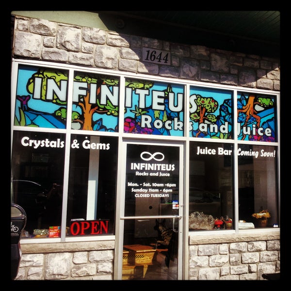 รูปภาพถ่ายที่ Infiniteus Rocks &amp; Juice โดย Infiniteus Rocks &amp; Juice เมื่อ 3/4/2014