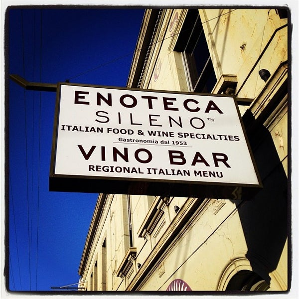 1/22/2014 tarihinde Ellen W.ziyaretçi tarafından Enoteca Sileno Gastronomia'de çekilen fotoğraf