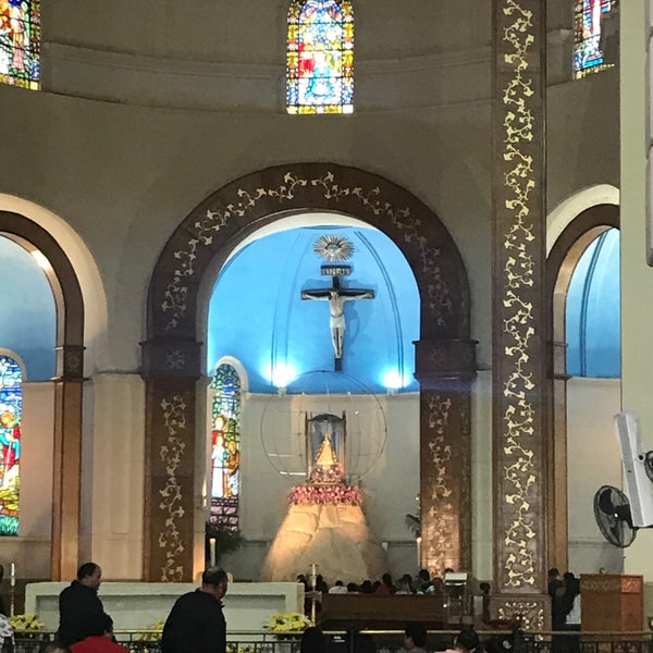 Foto scattata a Basílica de la Virgen de Caacupé da Eliana A. il 7/14/2019