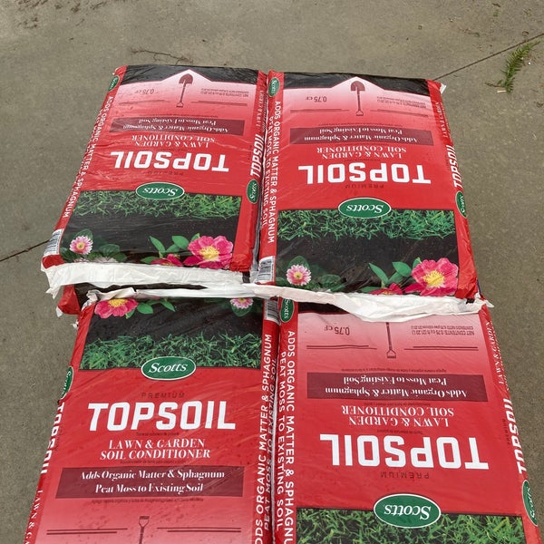 Lowe's Hardware Store in Virginia Gateway