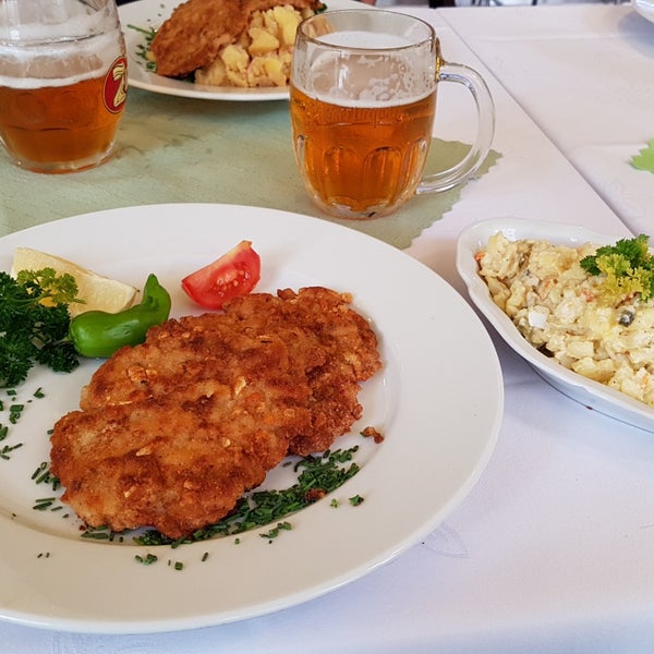 Photo taken at Řízková restaurace Kopretina by mihals on 8/14/2018