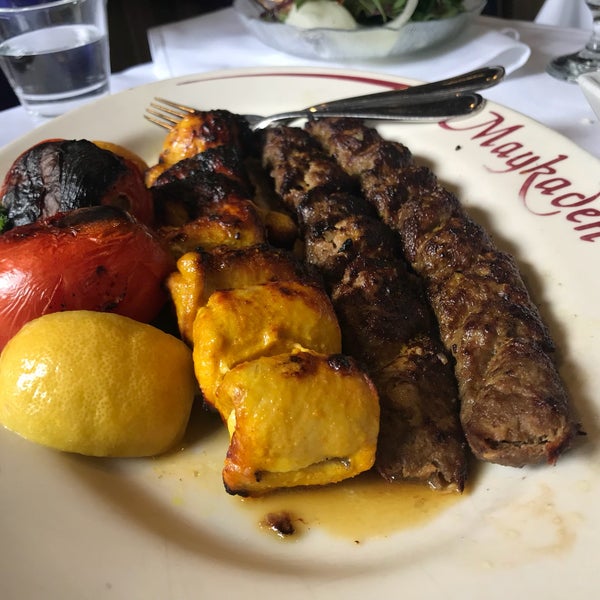 3/13/2018 tarihinde Dar G.ziyaretçi tarafından Maykadeh Persian Cuisine'de çekilen fotoğraf