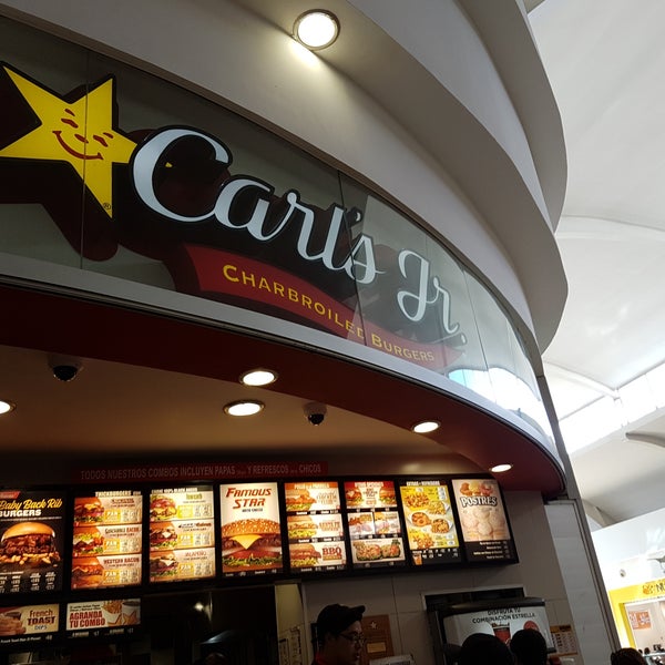 Carl's Jr. Fast Food Restaurant in Zapopan