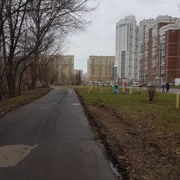 Раменский бульвар 1 метро. Раменский бульвар. раменки бульвар. раменский бульвар 4. раменский бульвар москва.