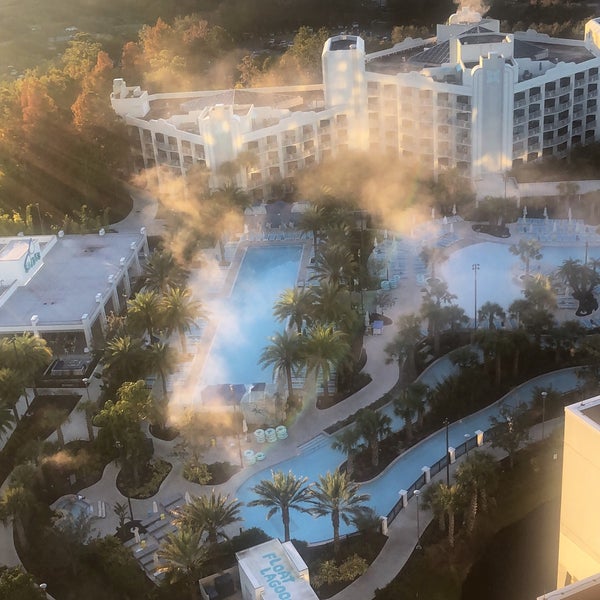 Photo taken at Hilton Orlando Buena Vista Palace Disney Springs Area by Najla on 12/28/2018
