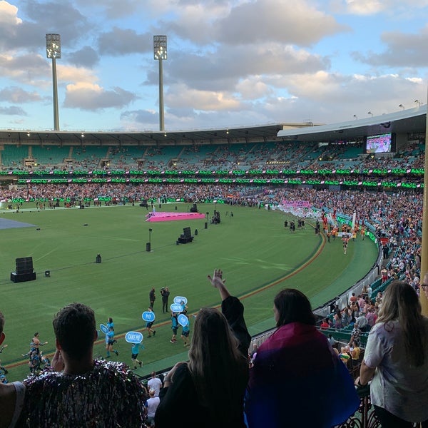 Photo taken at Sydney Cricket Ground by Aznor Fadly A. on 3/6/2021