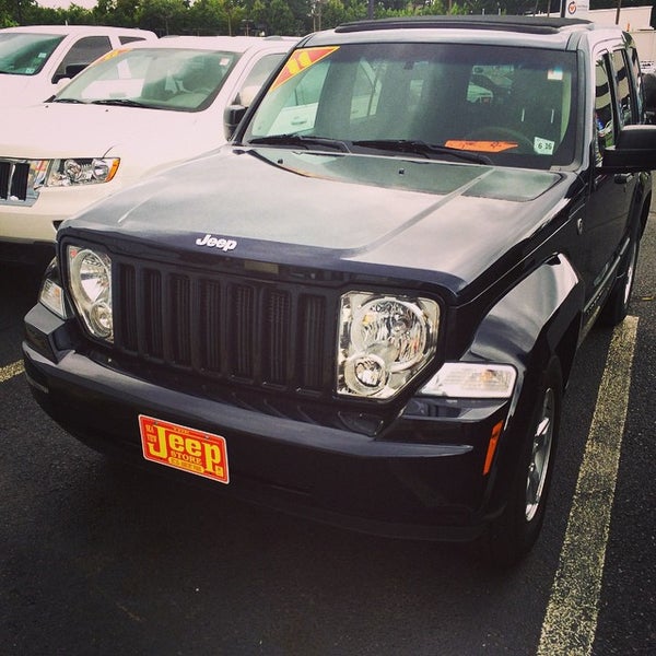 Sea View Chrysler Jeep Dodge 810 Route 35