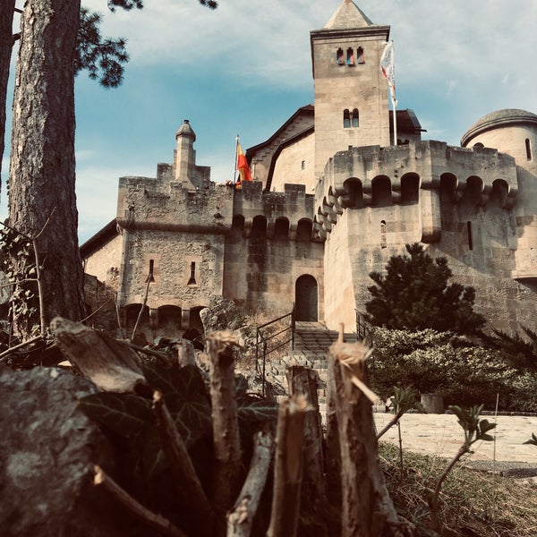 Das Foto wurde bei Burg Liechtenstein von Nurgül D. am 3/15/2019 aufgenommen