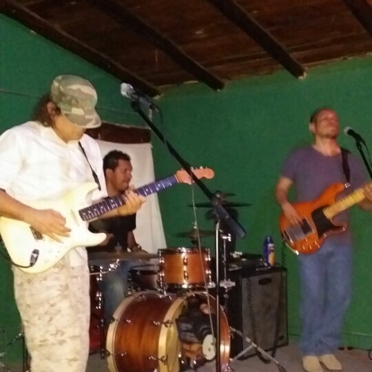2/27/2014에 Gil R.님이 Funky Cat Blues &amp; Bar에서 찍은 사진