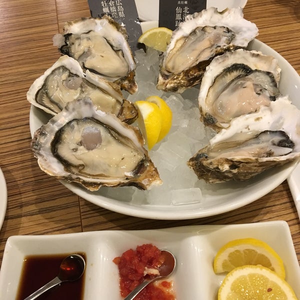 Foto tomada en Oyster Table  por Yoshito I. el 11/5/2017