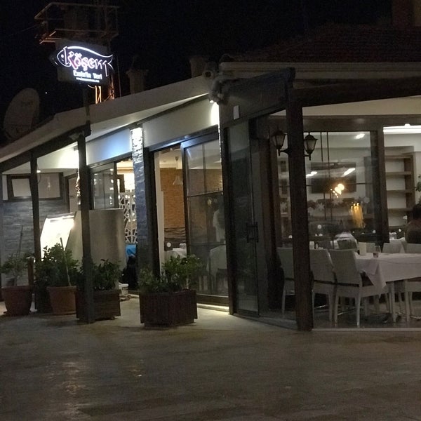 Foto diambil di Köşem Restaurant oleh TC Orhan A. pada 6/28/2018