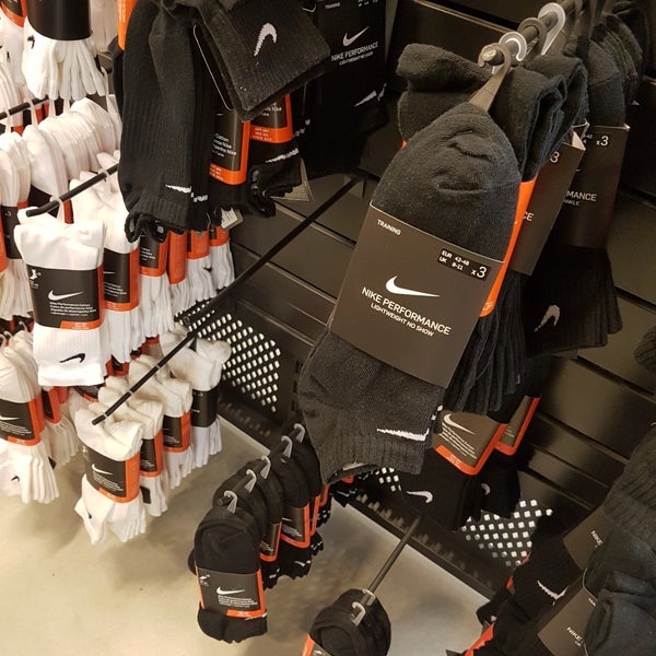 Optimum Nike Factory Store - Etimesgut'ta Spor Gereçleri Mağazası