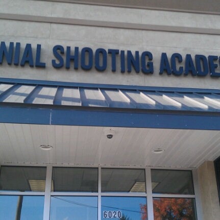 รูปภาพถ่ายที่ Colonial Shooting Academy โดย Joshua N. เมื่อ 10/25/2012