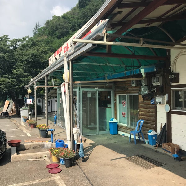 오봉막국수에서의 사진