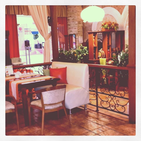 пинцерия ресторан воронеж. ресторан на площади ленина воронеж. итальянский ресторан воронеж площадь.