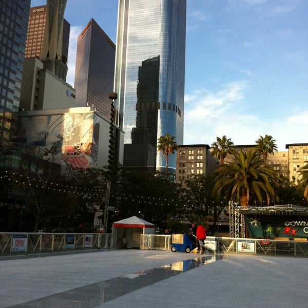 Das Foto wurde bei Pershing Square Downtown On Ice von Marko D. am 1/8/2013 aufgenommen